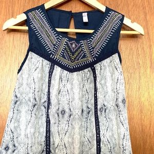 airy cute summer blouse